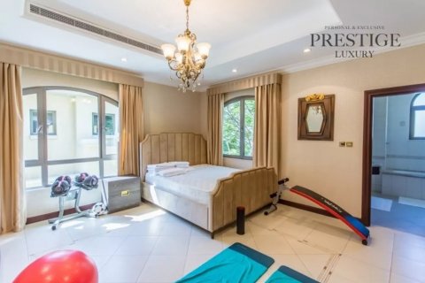 Villa til salg i Palm Jumeirah, Dubai, UAE 4 soveværelser, 622 kvm № 53960 - foto 4