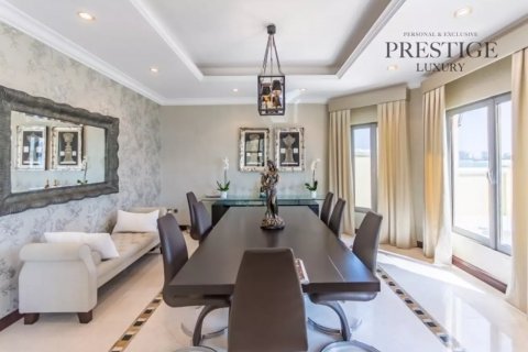 Villa til salg i Palm Jumeirah, Dubai, UAE 4 soveværelser, 622 kvm № 53960 - foto 16