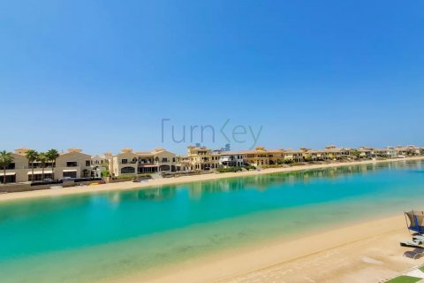 Villa til salg i Palm Jumeirah, Dubai, UAE 5 soveværelser, 511 kvm № 50667 - foto 5