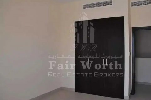 Villa til salg i International City, Dubai, UAE 3 soveværelser, 153 kvm № 59557 - foto 6