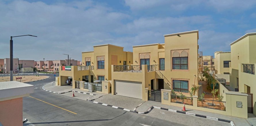 Udviklingsprojekt NAD AL SHEBA VILLAS i Nadd Al Sheba, Dubai, UAE № 61593