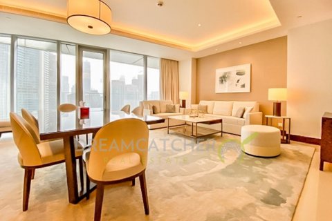 Apartment til salg i Dubai, UAE 2 soveværelser, 157.93 kvm № 70318 - foto 1