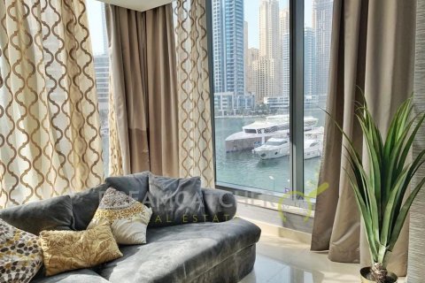 Apartment til salg i Dubai Marina, Dubai, UAE 4 soveværelser, 231.98 kvm № 73179 - foto 1