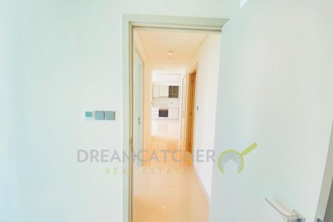 Apartment til salg i Dubai Harbour, Dubai, UAE 2 soveværelser, 105.91 kvm № 70268 - foto 12