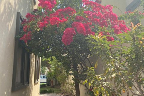 Villa til salg i Jumeirah Park, Dubai, UAE 5 soveværelser, 490 kvm № 79656 - foto 8