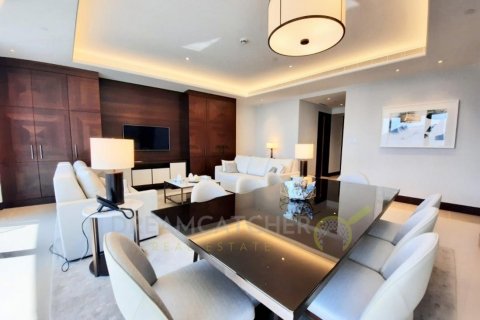 Apartment til salg i Dubai, UAE 3 soveværelser, 226.40 kvm № 23232 - foto 7