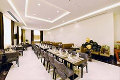 Hotel til salg i Dubai, UAE 10220 kvm № 75761 - foto 3