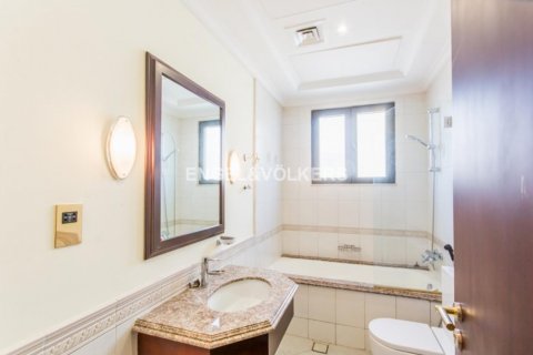 Villa zum Verkauf in Palm Jumeirah, Dubai, VAE 4 Schlafzimmer, 464.51 m2 Nr. 18053 - Foto 10