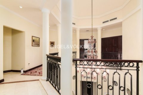Villa zum Verkauf in Palm Jumeirah, Dubai, VAE 4 Schlafzimmer, 464.51 m2 Nr. 19468 - Foto 7