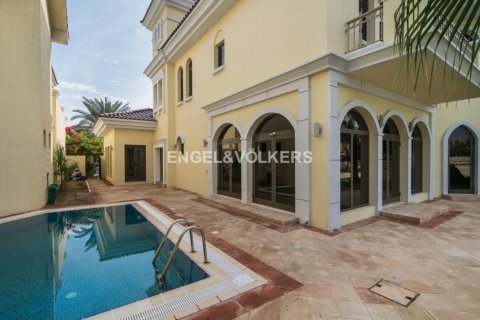 Villa zum Verkauf in Palm Jumeirah, Dubai, VAE 4 Schlafzimmer, 464.51 m2 Nr. 18373 - Foto 12