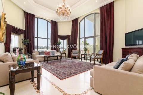 Villa zum Verkauf in Palm Jumeirah, Dubai, VAE 4 Schlafzimmer, 464.51 m2 Nr. 19468 - Foto 5