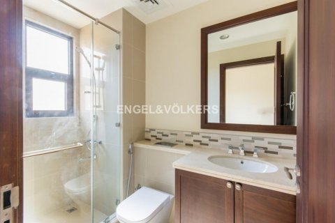 Villa zum Verkauf in Arabian Ranches, Dubai, VAE 5 Schlafzimmer, 341.88 m2 Nr. 20984 - Foto 19