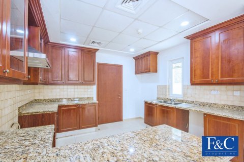 Villa zur Miete in Arabian Ranches, Dubai, VAE 4 Schlafzimmer, 436.6 m2 Nr. 44581 - Foto 6