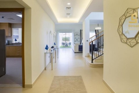 Villa zum Verkauf in Nadd Al Sheba, Dubai, VAE 5 Schlafzimmer, 591.32 m2 Nr. 63225 - Foto 6