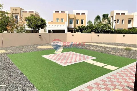 Villa zum Verkauf in Mudon, Dubai, VAE 5 Schlafzimmer, 843 m2 Nr. 67255 - Foto 7