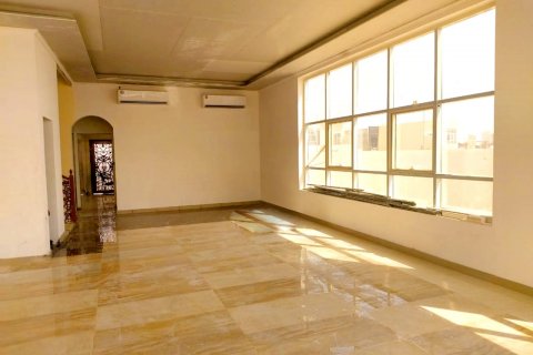 Villa zum Verkauf in Tilal City, Sharjah, VAE 4 Schlafzimmer, 650.3213 m2 Nr. 62933 - Foto 7