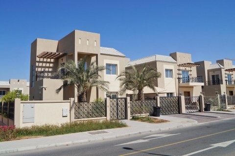 Bauprojekt LIVING LEGENDS VILLAS in Living Legends, Dubai, VAE Nr. 61604 - Foto 1