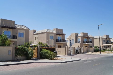 Bauprojekt LIVING LEGENDS VILLAS in Living Legends, Dubai, VAE Nr. 61604 - Foto 5