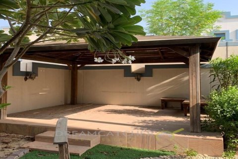 Villa zum Verkauf in Falcon City of Wonders, Dubai, VAE 5 Schlafzimmer, 539.95 m2 Nr. 70286 - Foto 13