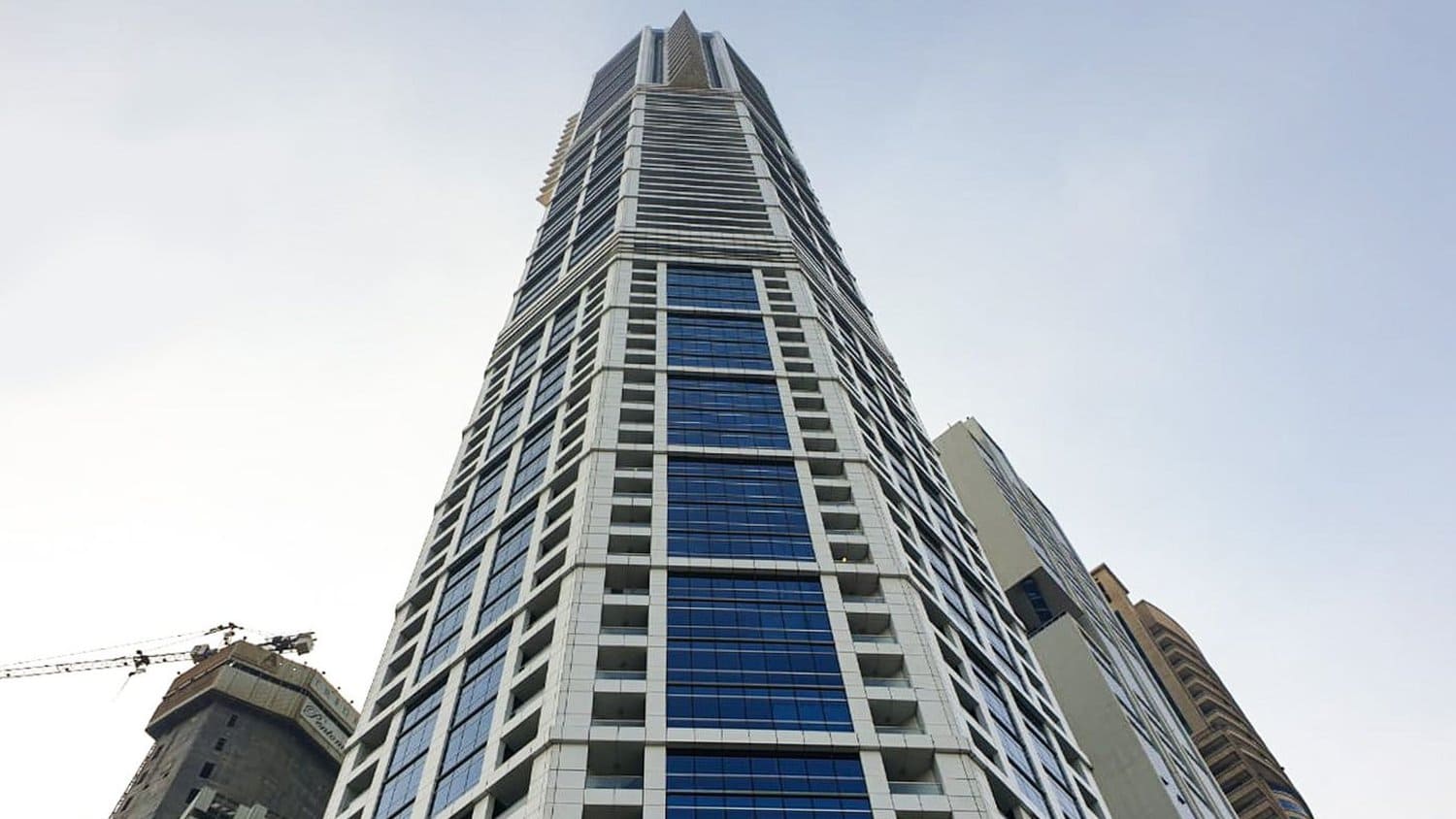 23 MARINA TOWER