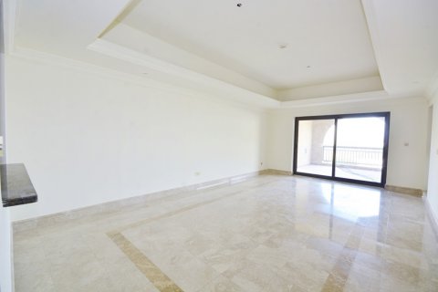 Διαμέρισμα σε Palm Jumeirah, Dubai, ΗΑΕ 1 υπνοδωμάτιο, 121 τ.μ. Αρ. 44612 - φωτογραφία 2