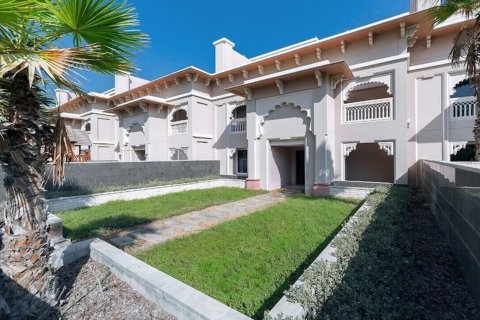 The Grandeur Residences - φωτογραφία 9