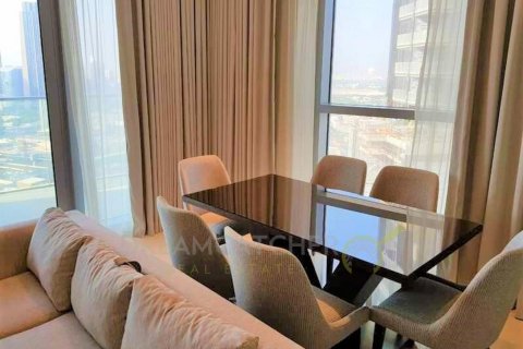 Διαμέρισμα σε Dubai, ΗΑΕ 2 υπνοδωμάτια, 134.89 τ.μ. Αρ. 73174 - φωτογραφία 2