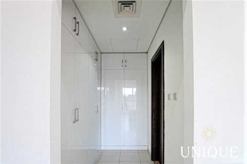 Βίλα σε Living Legends, Dubai, ΗΑΕ 6 υπνοδωμάτια, 390.2 τ.μ. Αρ. 74046 - φωτογραφία 18