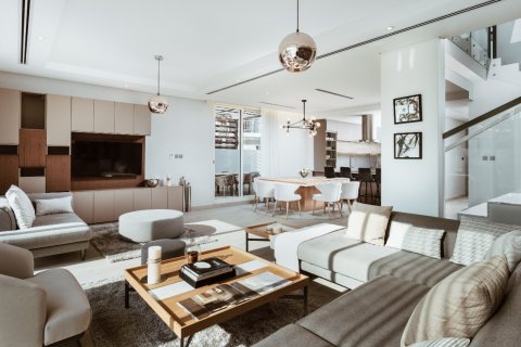 Villa en venta en Dubai, EAU 4 dormitorios, 360 m2 № 7099 - foto 3