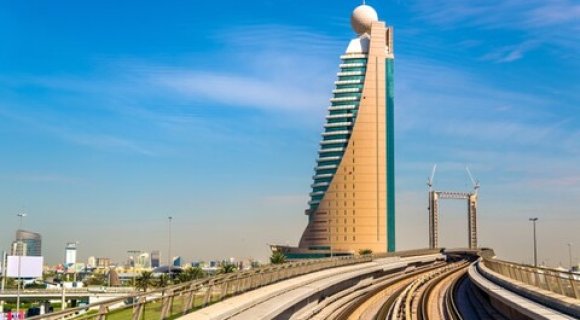 Real estate transactions in Dubai reach USD 25 billion from January to April 2021