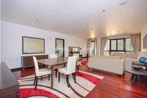Apartamento en alquiler en Palm Jumeirah, Dubai, EAU 1 dormitorio, 142.60 m2 № 18413 - foto 3