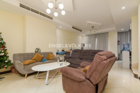 Adosado en venta en Dubai Industrial Park, Dubai, EAU 3 dormitorios, 120.87 m2 № 18162 - foto 21