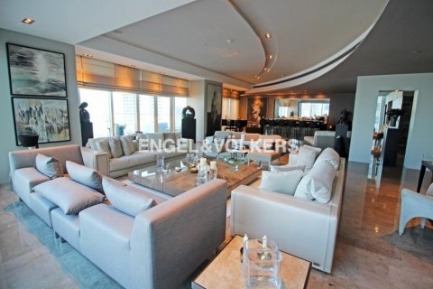 Apartamento en venta en Dubai Marina, Dubai, EAU 4 dormitorios, 585.93 m2 № 19541 - foto 1