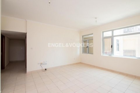 Apartamento en venta en The Views, Dubai, EAU 2 dormitorios, 125.14 m2 № 17993 - foto 3