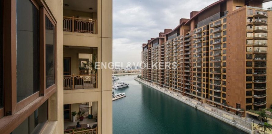 Apartamento en Palm Jumeirah, Dubai, EAU 2 dormitorios, 161.19 m² № 19563