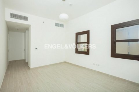 Apartamento en venta en Jumeirah Golf Estates, Dubai, EAU 2 dormitorios, 128.67 m2 № 18121 - foto 11