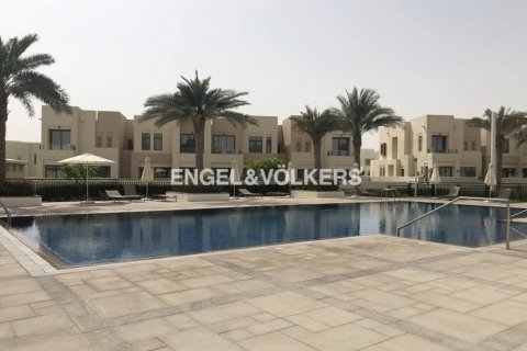 Adosado en venta en Reem, Dubai, EAU 4 dormitorios, 234.02 m2 № 20967 - foto 29