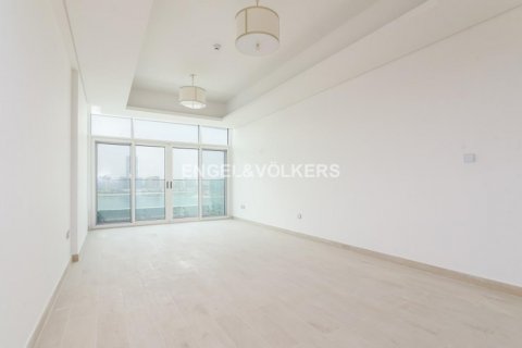 Apartamento en venta en Palm Jumeirah, Dubai, EAU 2 dormitorios, 136.01 m2 № 27830 - foto 9