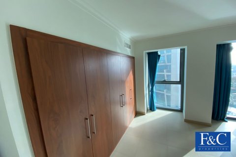 Apartamento en alquiler en Downtown Dubai (Downtown Burj Dubai), Dubai, EAU 3 dormitorios, 178.9 m2 № 45169 - foto 8