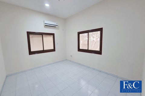 Villa en alquiler en Dubai, EAU 5 dormitorios, 557.4 m2 № 44844 - foto 4