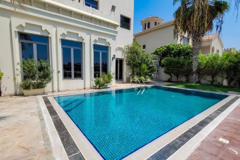 Villa en venta en Palm Jumeirah, Dubai, EAU 6 dormitorios, 650 m2 № 50263 - foto 3
