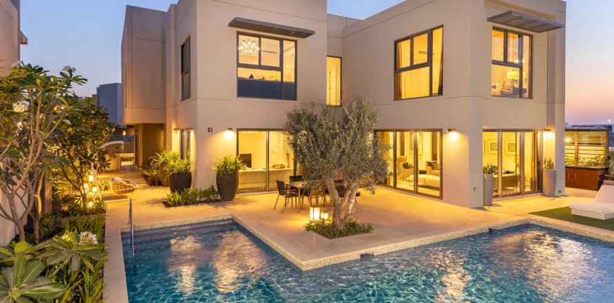 Villa en Muwaileh Commercial, Sharjah, EAU 4 dormitorios, 232 m² № 50238