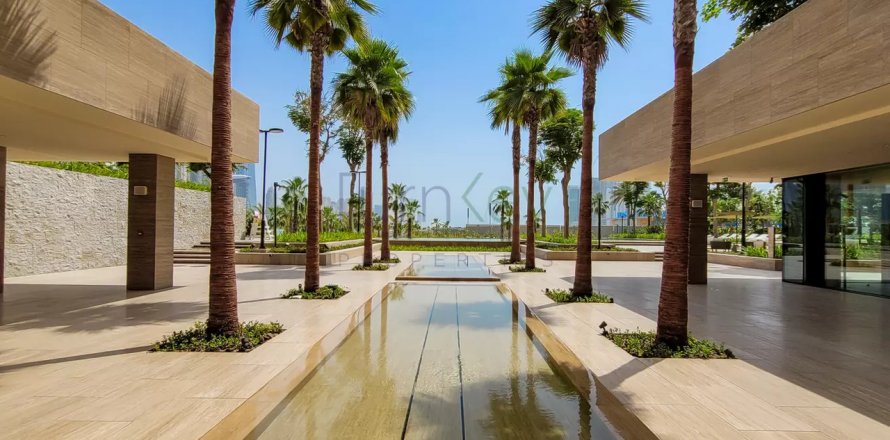 Ático en Palm Jumeirah, Dubai, EAU 4 dormitorios, 810 m² № 50264