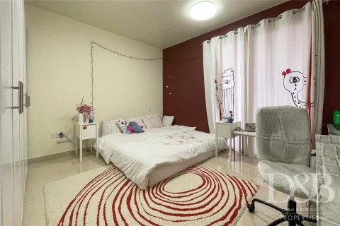 Apartamento en venta en Jumeirah Beach Residence, Dubai, EAU 4 dormitorios, 270.5 m2 № 53598 - foto 4