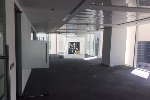 Oficina en alquiler en Business Bay, Dubai, EAU 237.7 m2 № 54759 - foto 16