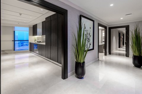 Apartamento en venta en Jumeirah Lake Towers, Dubai, EAU 5 dormitorios, 601 m2 № 58768 - foto 5