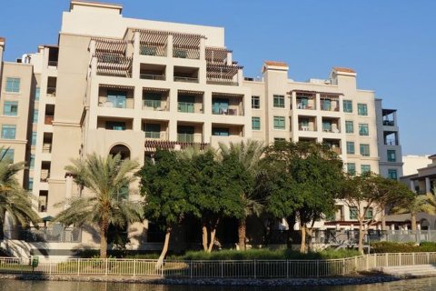 Proyecto de desarrollo ARNO en The Views, Dubai, EAU № 65236