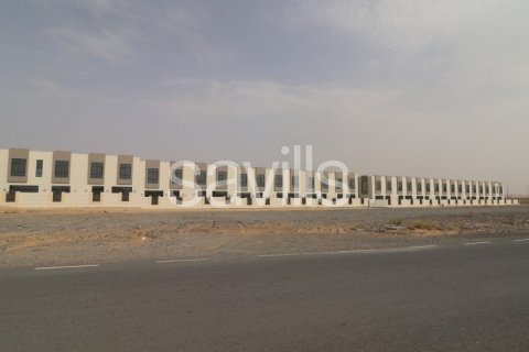 Terreno en venta en Tilal City, Sharjah, EAU 1683.4 m2 № 67664 - foto 9