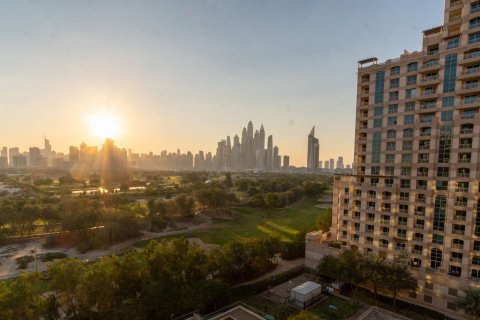 Proyecto de desarrollo PANORAMA AT THE VIEWS en The Views, Dubai, EAU № 65237 - foto 3