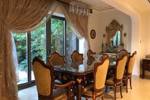 Adosado en venta en Saadiyat Island, Abu Dhabi, EAU 4 dormitorios, 375 m2 № 81239 - foto 6